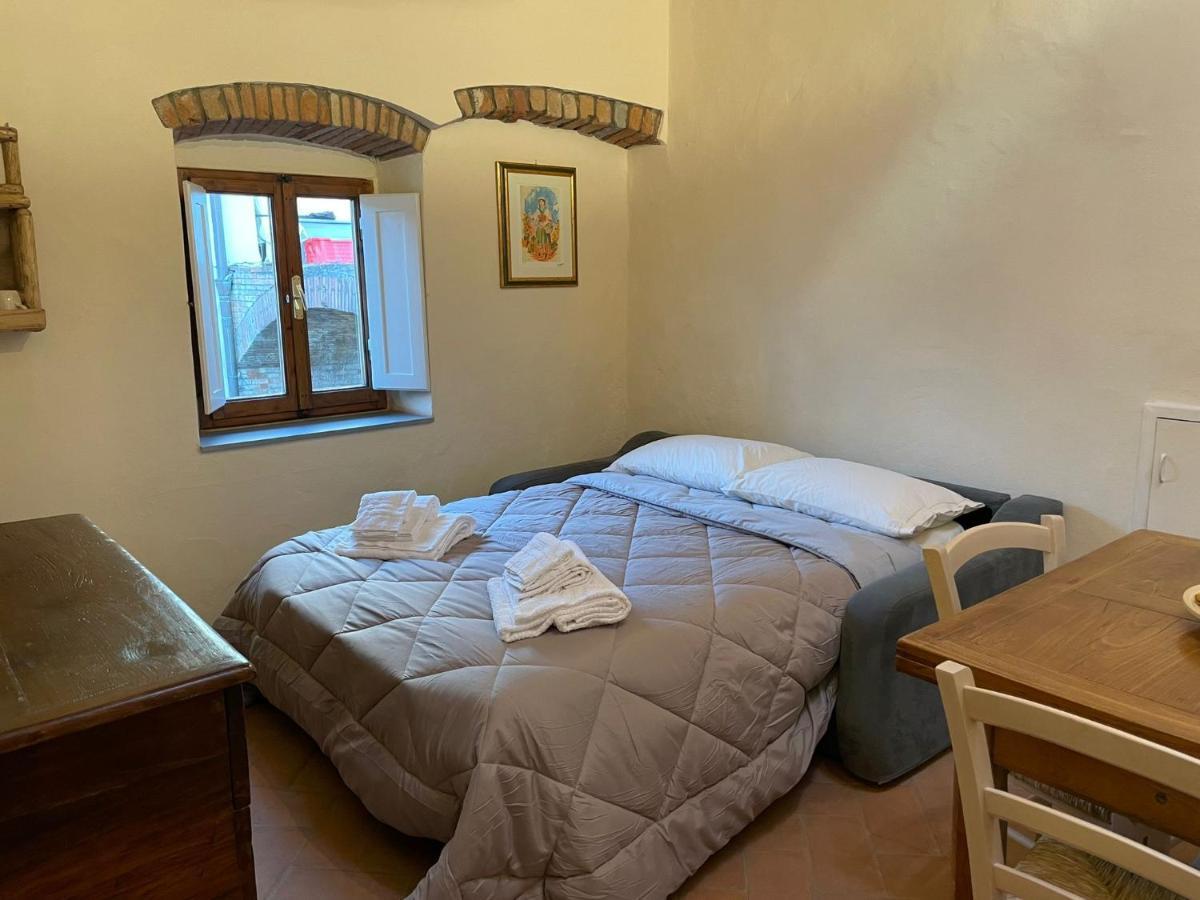 Porta Del Chianti Tuscany Apartment Сан-Кашіано-ін-Валь-ді-Пеза Екстер'єр фото