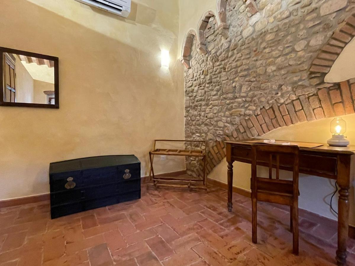 Porta Del Chianti Tuscany Apartment Сан-Кашіано-ін-Валь-ді-Пеза Екстер'єр фото